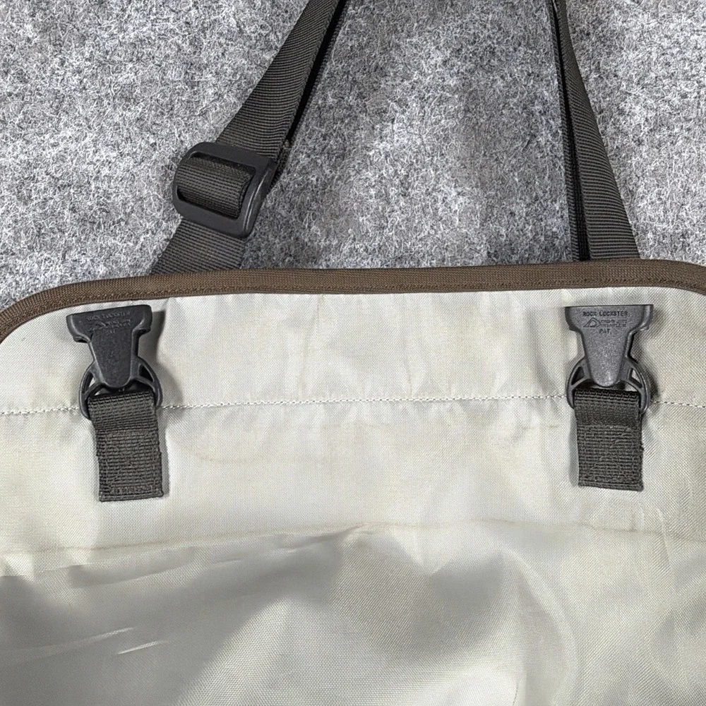 Patagonia (48279) Large Critical Mass Padded Messenger Bag Cycling EUC 2009